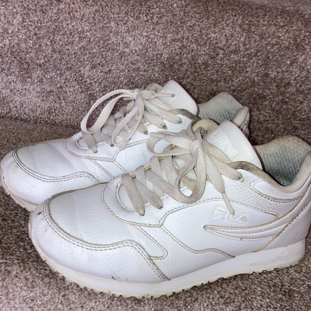 Chunky Fila Sneakers